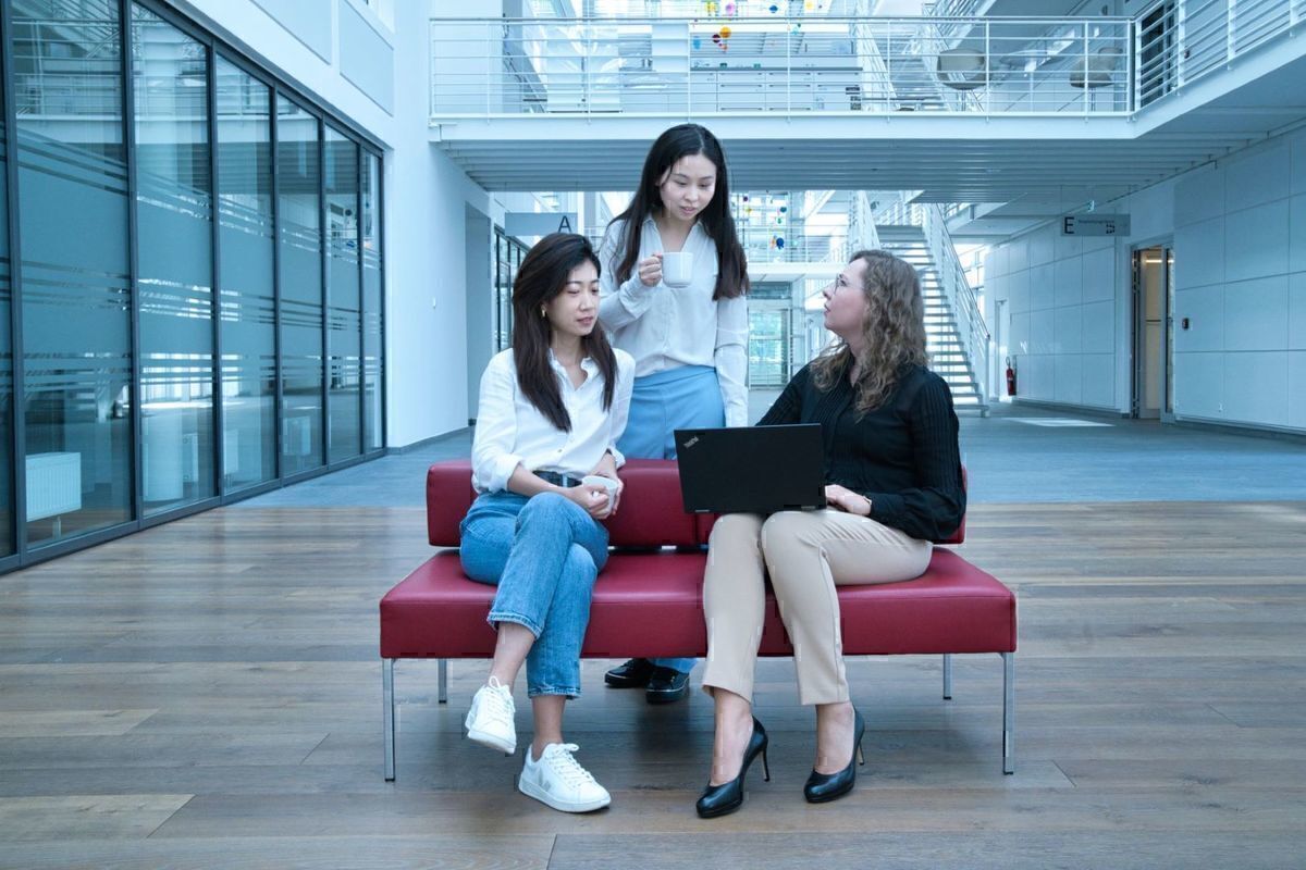 Einblicke ins Unternehmen 11 Einblicke ins Unternehmen