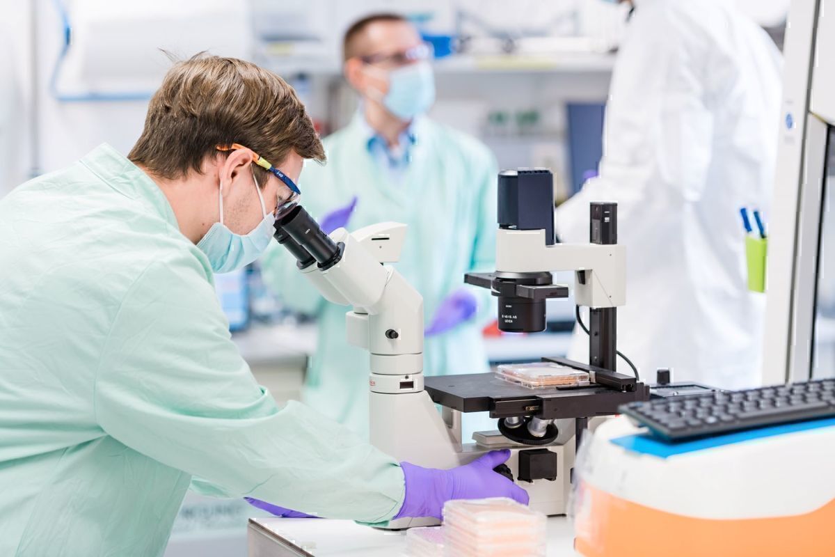 Einblicke ins Unternehmen 14 Einblicke ins Unternehmen