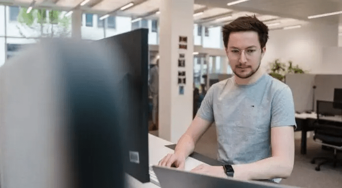 Headerbild IU Internationale Hochschule