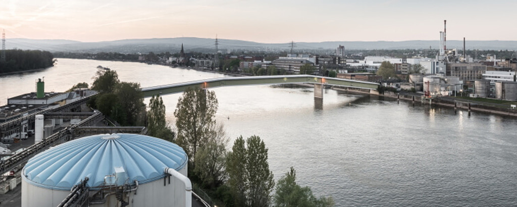 Headerbild InfraServ GmbH & Co. Wiesbaden KG