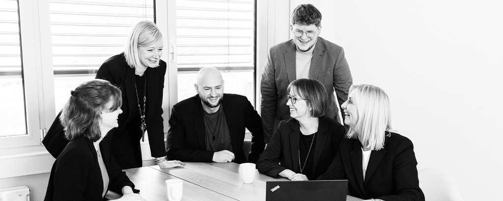 Headerbild med publico – eine Marke der wikonect GmbH