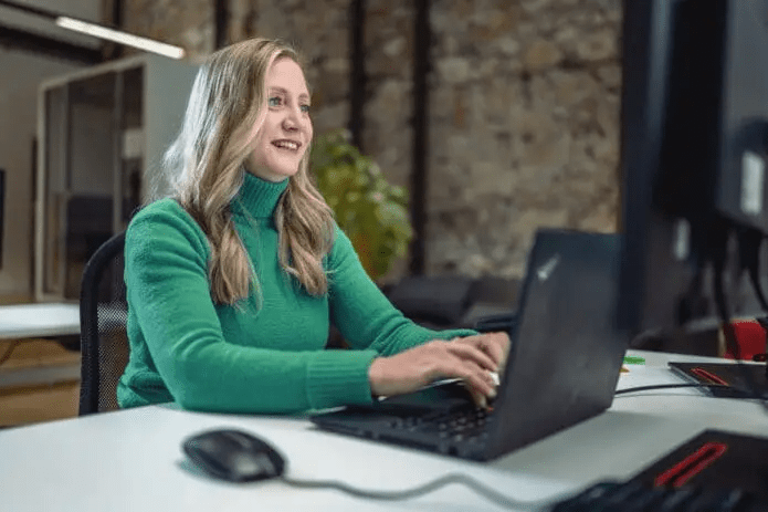 Headerbild IU Internationale Hochschule