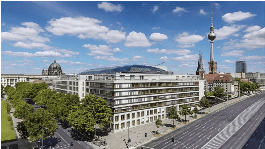 Headerbild Deutsche Industrie- und Handelskammer